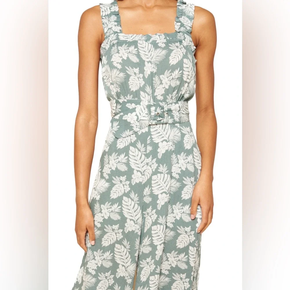 Sugarlips Tropical Print Belted Jumpsuit, Size Small, NWT - Picture 4 of 10